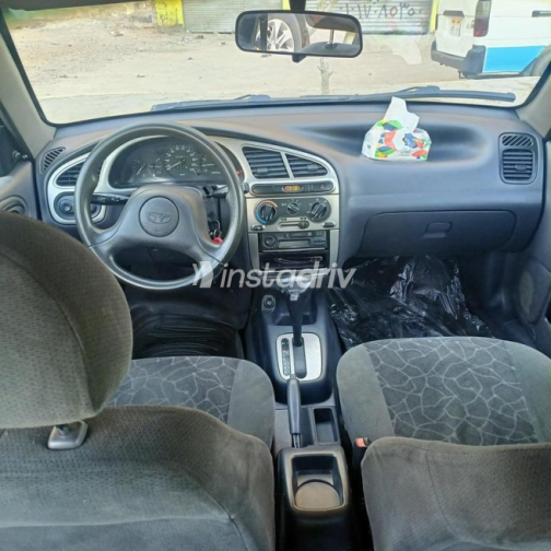 Daewoo Lanos 2001 Gold Automatic Used for Sale in Nasr city - 4