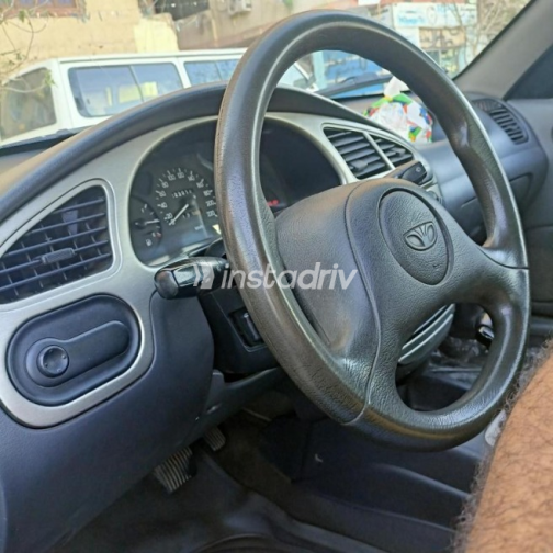 Daewoo Lanos 2001 Gold Automatic Used for Sale in Nasr city - 8