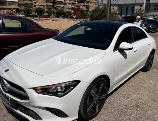 مرسيدس CLA 180 2021 أبيض أوتوماتيك مستعملة للبيع في مصر الجديدة - 3