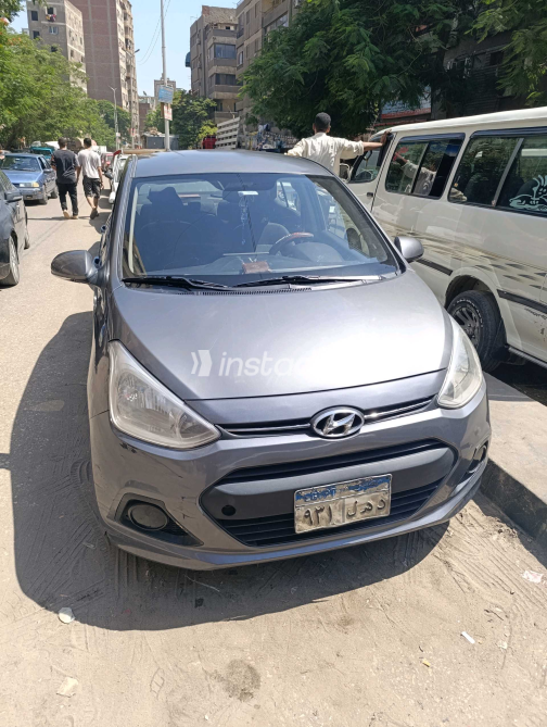 Hyundai I10 2015 Gray Automatic Used for Sale in Maadi - 5