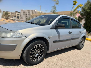 Renault Megane 2006 Silver Automatic Used for Sale in Giza