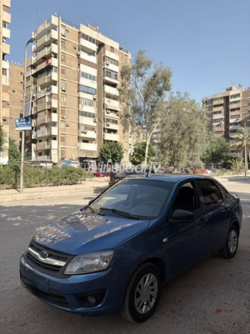 Lada Granta 2020 Dark Blue Manual Used for Sale in Nasr city - 2