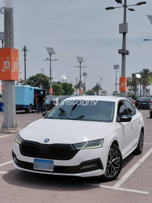 Skoda Octavia 2021 White Automatic Used for Sale in Alexandria - 2