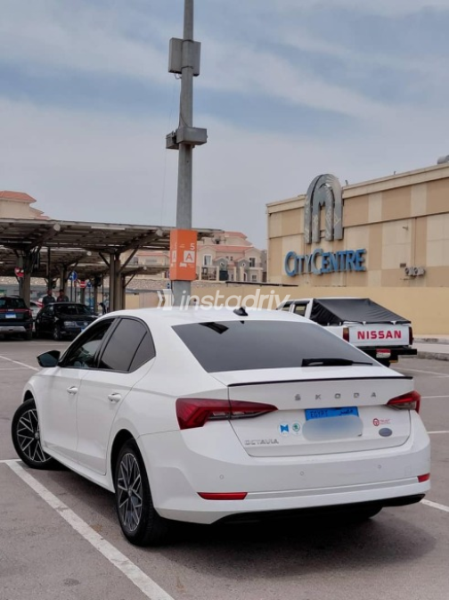 Skoda Octavia 2021 White Automatic Used for Sale in Alexandria - 4