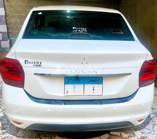 Renault Logan 2020 White Automatic Used for Sale in Dakahlia - 5