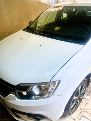 Renault Logan 2020 White Automatic Used for Sale in Dakahlia