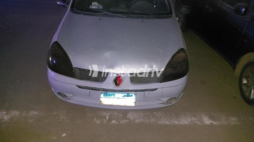 Renault Clio 2001 Silver Manual Used for Sale in Giza - 9