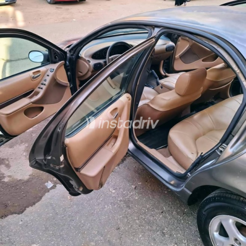 Chrysler Stratus 2000 Brown Automatic Used for Sale in Cairo - 3