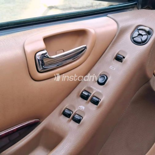 Chrysler Stratus 2000 Brown Automatic Used for Sale in Cairo - 5