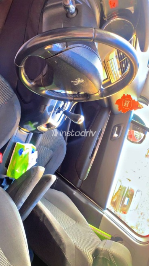 Peugeot 5008 2016 White Automatic Used for Sale in Giza - 5