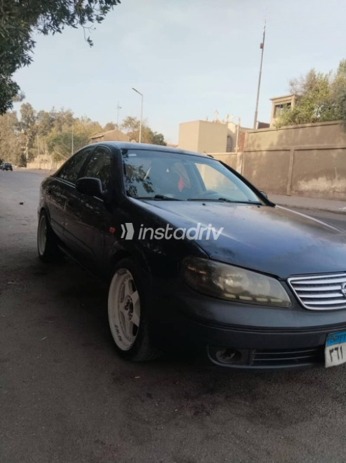 نيسان صنى 2008 أخضر يدوي مستعملة للبيع في المقطم - 2