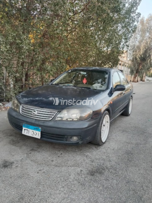 نيسان صنى 2008 أخضر يدوي مستعملة للبيع في المقطم - 4