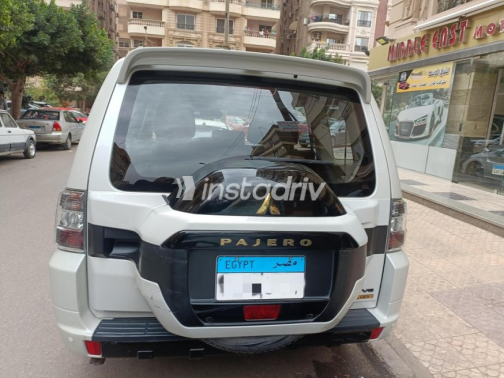 Mitsubishi Pajero 2022 White Automatic Used for Sale in Heliopolis - 1
