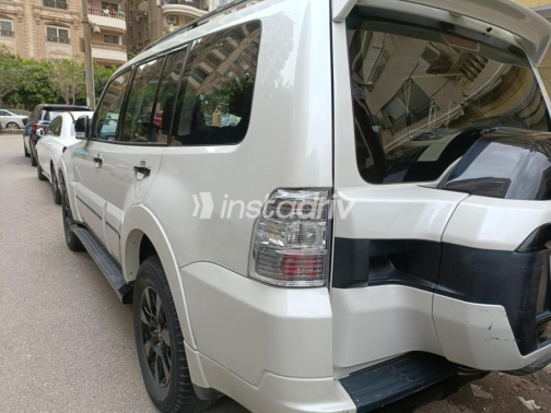 Mitsubishi Pajero 2022 White Automatic Used for Sale in Heliopolis - 2