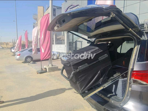 Toyota Fortuner 2018 Gray Automatic Used for Sale in Heliopolis - 5