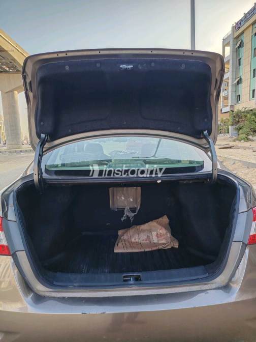 Nissan Sentra 2025 Bronze CVT Used for Sale in Giza - 2