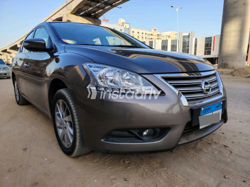 Nissan Sentra 2025 Bronze CVT Used for Sale in Giza - 4
