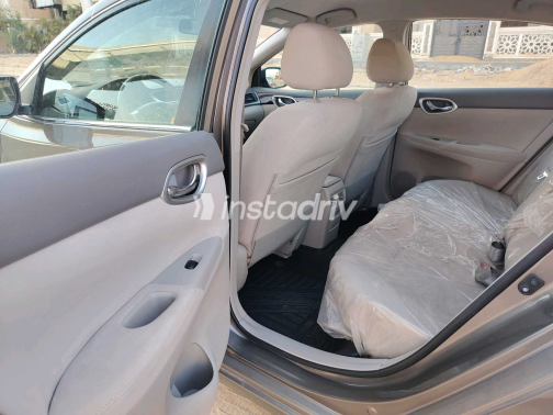 Nissan Sentra 2025 Bronze CVT Used for Sale in Giza - 8