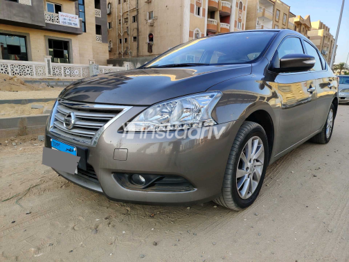 Nissan Sentra 2025 Bronze CVT Used for Sale in Giza - 9