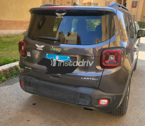 Jeep Renegade 2021 Gray Automatic Used for Sale in Mokattam - 1
