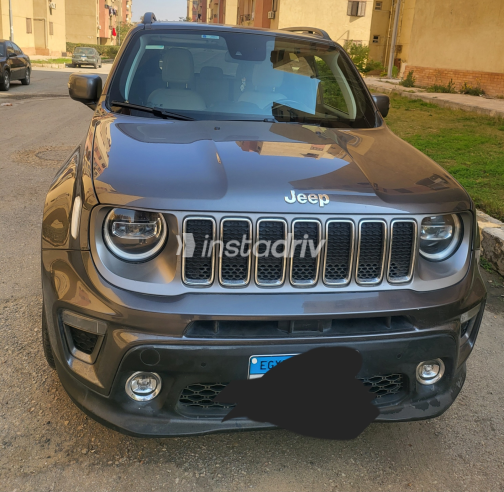 Jeep Renegade 2021 Gray Automatic Used for Sale in Mokattam - 2