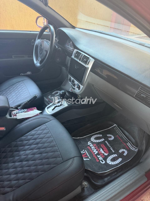 Chevrolet Optra 2012 White Automatic Used for Sale in Cairo - 4