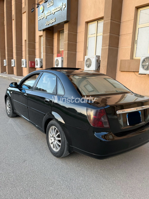Daewoo Lacetti 2003 Black Automatic Used for Sale in Greater Cairo ( Cairo + Giza) - 7