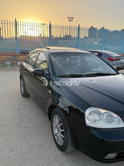 Daewoo Lacetti 2003 Black Automatic Used for Sale in Greater Cairo ( Cairo + Giza) - 9