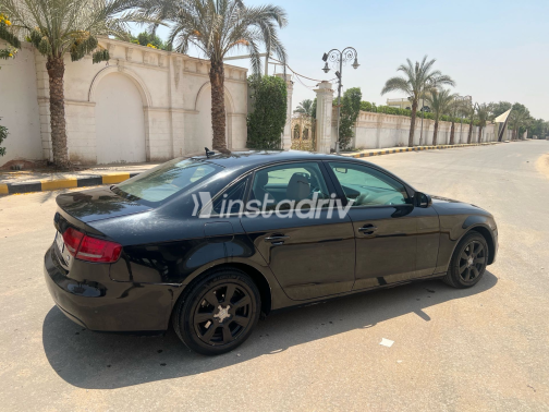 Audi A4 2010 Black Automatic Used for Sale in Giza - 2