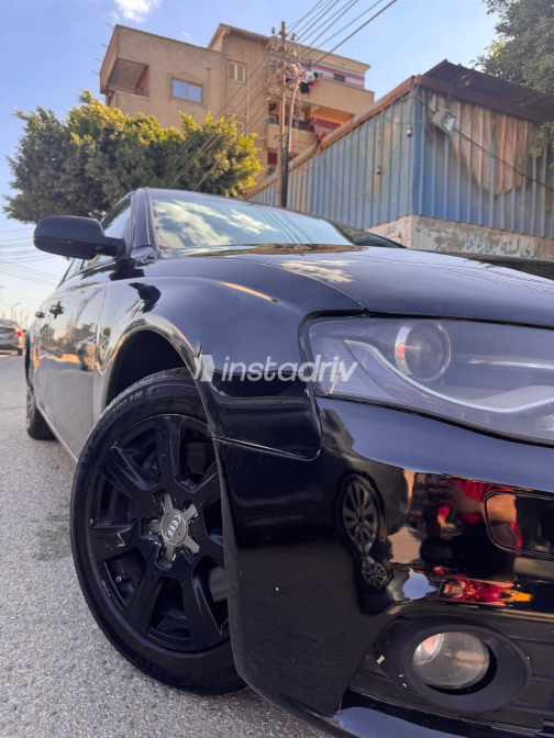Audi A4 2010 Black Automatic Used for Sale in Giza - 5