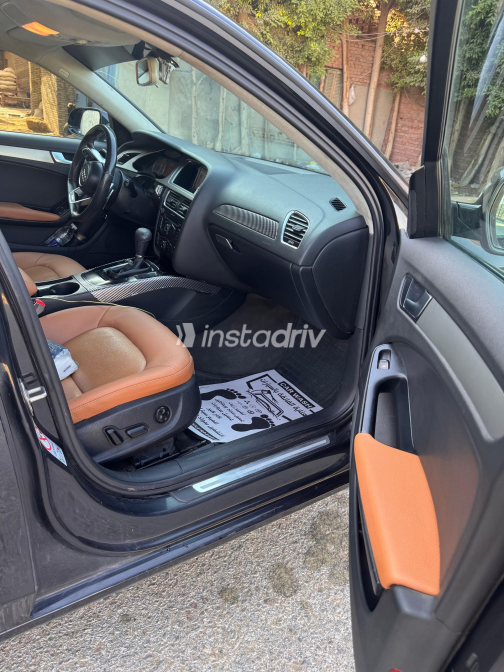 Audi A4 2010 Black Automatic Used for Sale in Giza - 6