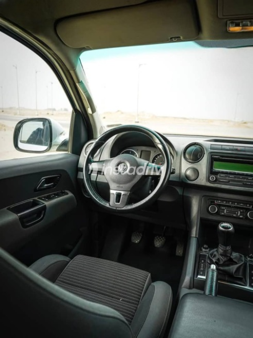Volkswagen Amarok 2011 Silver Manual Used for Sale in Cairo - 7