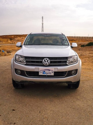 Volkswagen Amarok 2011 Silver Manual Used for Sale in Cairo