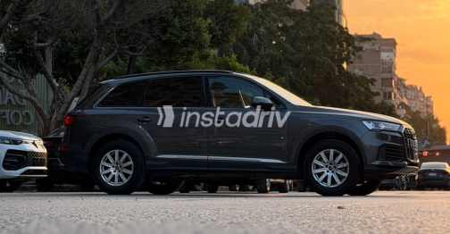 Audi Q7 2022 Gray Automatic Used for Sale in Cairo - 2