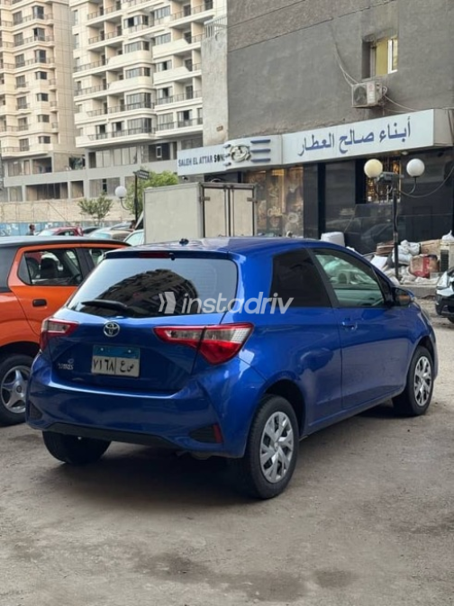 Toyota Yaris 2019 Dark Blue Manual Used for Sale in Nasr city - 2