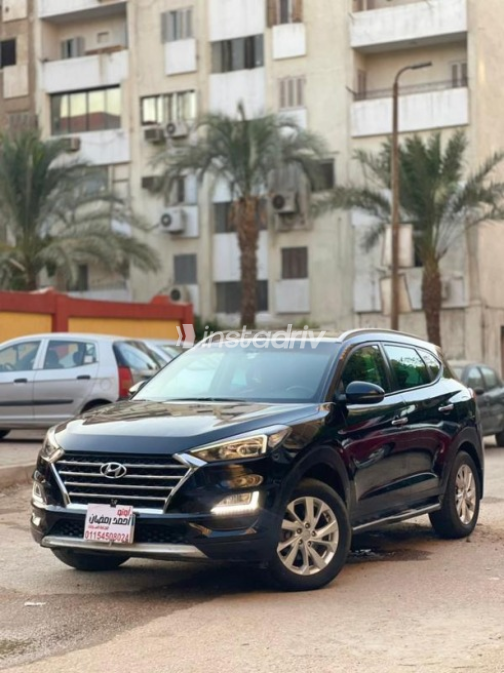 هيونداي توسان GDI 2019 أسود أوتوماتيك مستعملة للبيع في القاهرة - 2