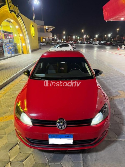 Volkswagen Golf 7 2016 Red Automatic Used for Sale in Greater Cairo ( Cairo + Giza) - 1