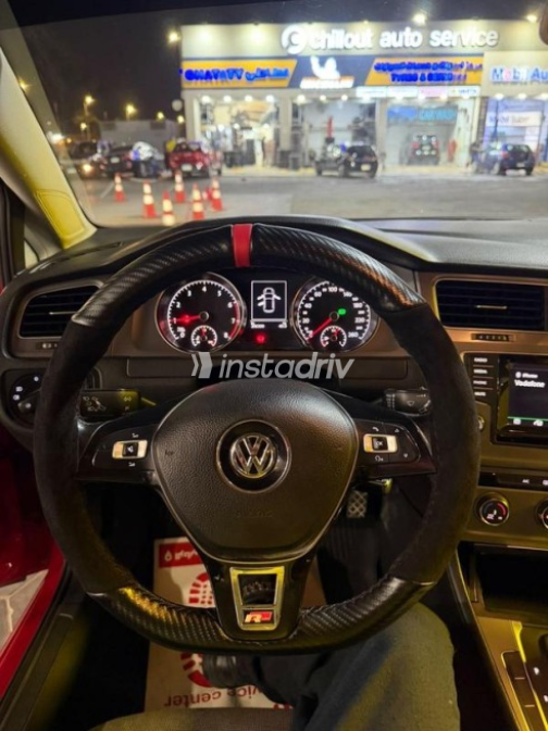 Volkswagen Golf 7 2016 Red Automatic Used for Sale in Greater Cairo ( Cairo + Giza) - 5