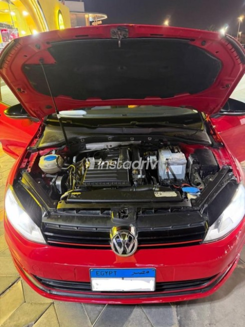Volkswagen Golf 7 2016 Red Automatic Used for Sale in Greater Cairo ( Cairo + Giza) - 8
