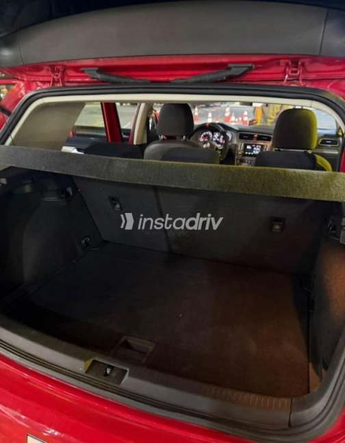 Volkswagen Golf 7 2016 Red Automatic Used for Sale in Greater Cairo ( Cairo + Giza) - 9