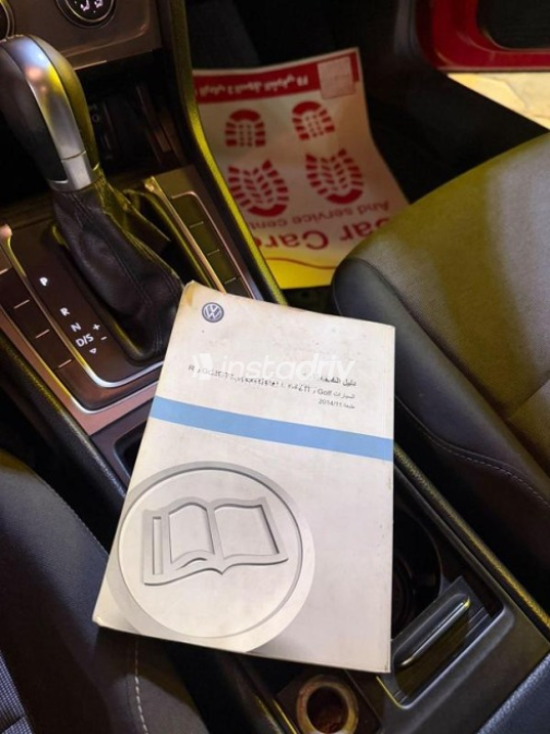 Volkswagen Golf 7 2016 Red Automatic Used for Sale in Greater Cairo ( Cairo + Giza) - 10