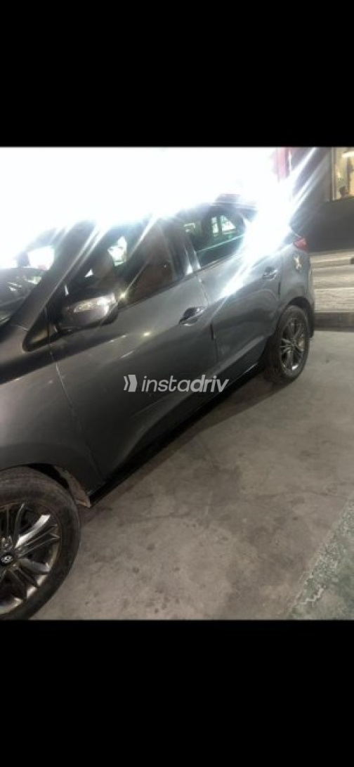 Hyundai IX 35 2015 Eggplant Automatic Used for Sale in Cairo - 3