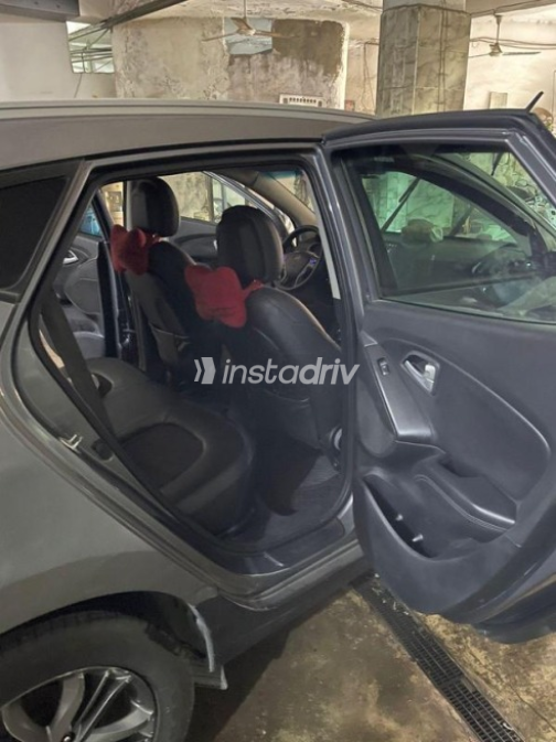 Hyundai IX 35 2015 Eggplant Automatic Used for Sale in Cairo - 7