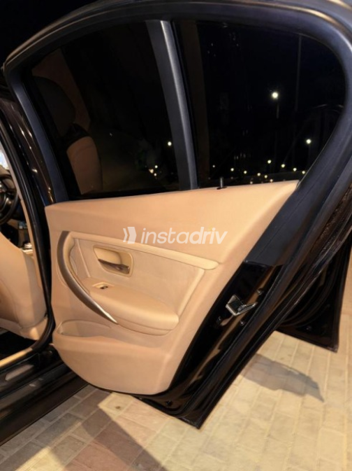 BMW 320 2014 White Automatic Used for Sale in Greater Cairo ( Cairo + Giza) - 9