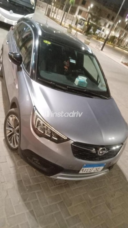 Opel Crossland 2020 White Automatic Used for Sale in Greater Cairo ( Cairo + Giza) - 4
