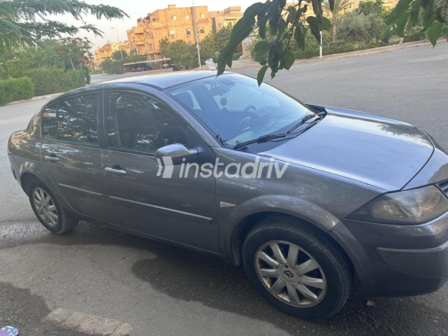Renault Megane 2010 Dark Gray Automatic Used for Sale in Cairo - 3