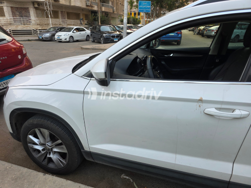Skoda Karoq 2022 White Automatic Used for Sale in Giza - 5