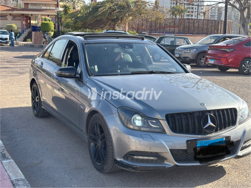 Mercedes C 180 2012 Gray Automatic Used for Sale in Alexandria - 4