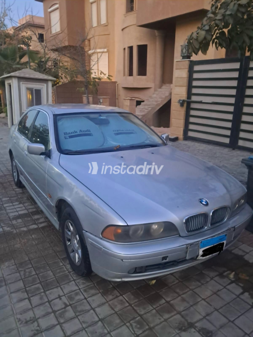 BMW 520 2002 Silver Automatic Used for Sale in Cairo - 10