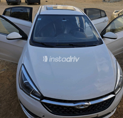 Chery Arrizo 5 2021 White Automatic Used for Sale in 10th of Ramadan - 7